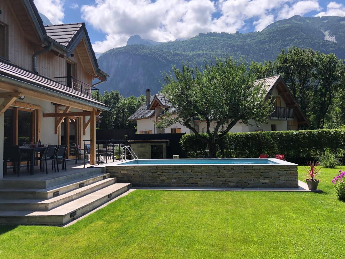 Chalet Barbara With Swimming Pool In The Heart Of Oisans เลอบูร์-เดอัวซ็อง ภายนอก รูปภาพ