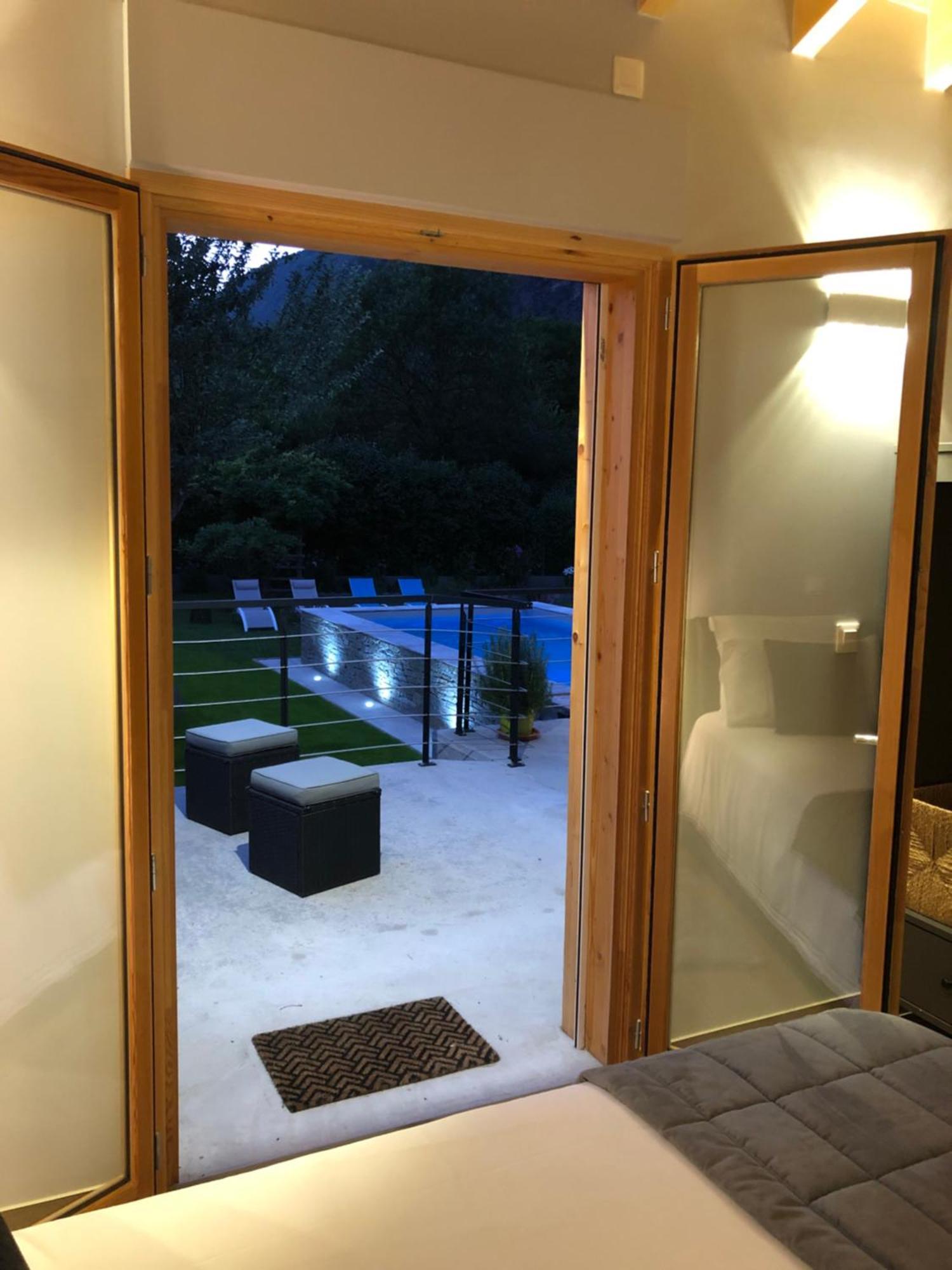 Chalet Barbara With Swimming Pool In The Heart Of Oisans เลอบูร์-เดอัวซ็อง ภายนอก รูปภาพ